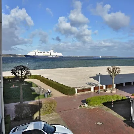 Apartment Strandhotel Nr 18 *