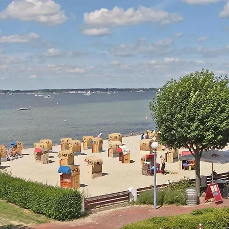 Strandhotel Nr 18 * Laboe