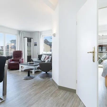 Daire Strandhotel Nr 18 *